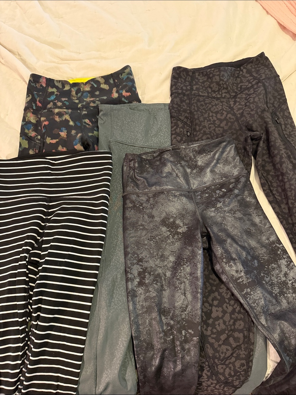 Women’s Athleta lot of 5 leggings